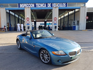 BMW Z4 at ITV Test Centre